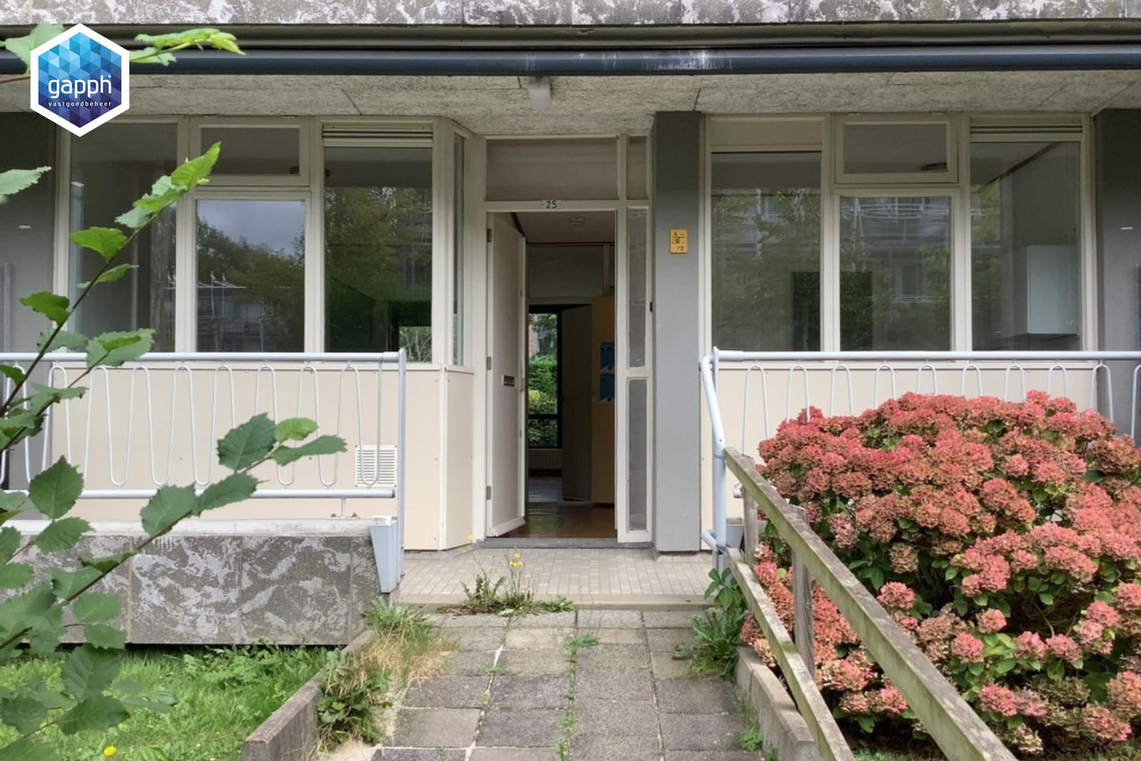 Woning aan de Cliostraat te Rotterdam