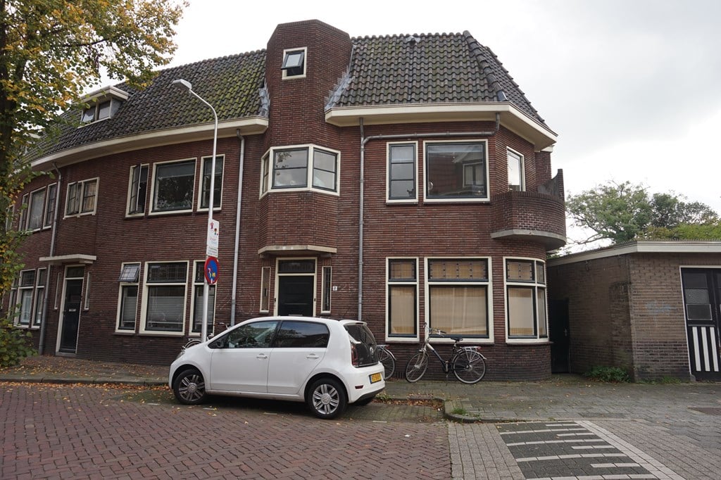 Zuiderkerkstraat 8