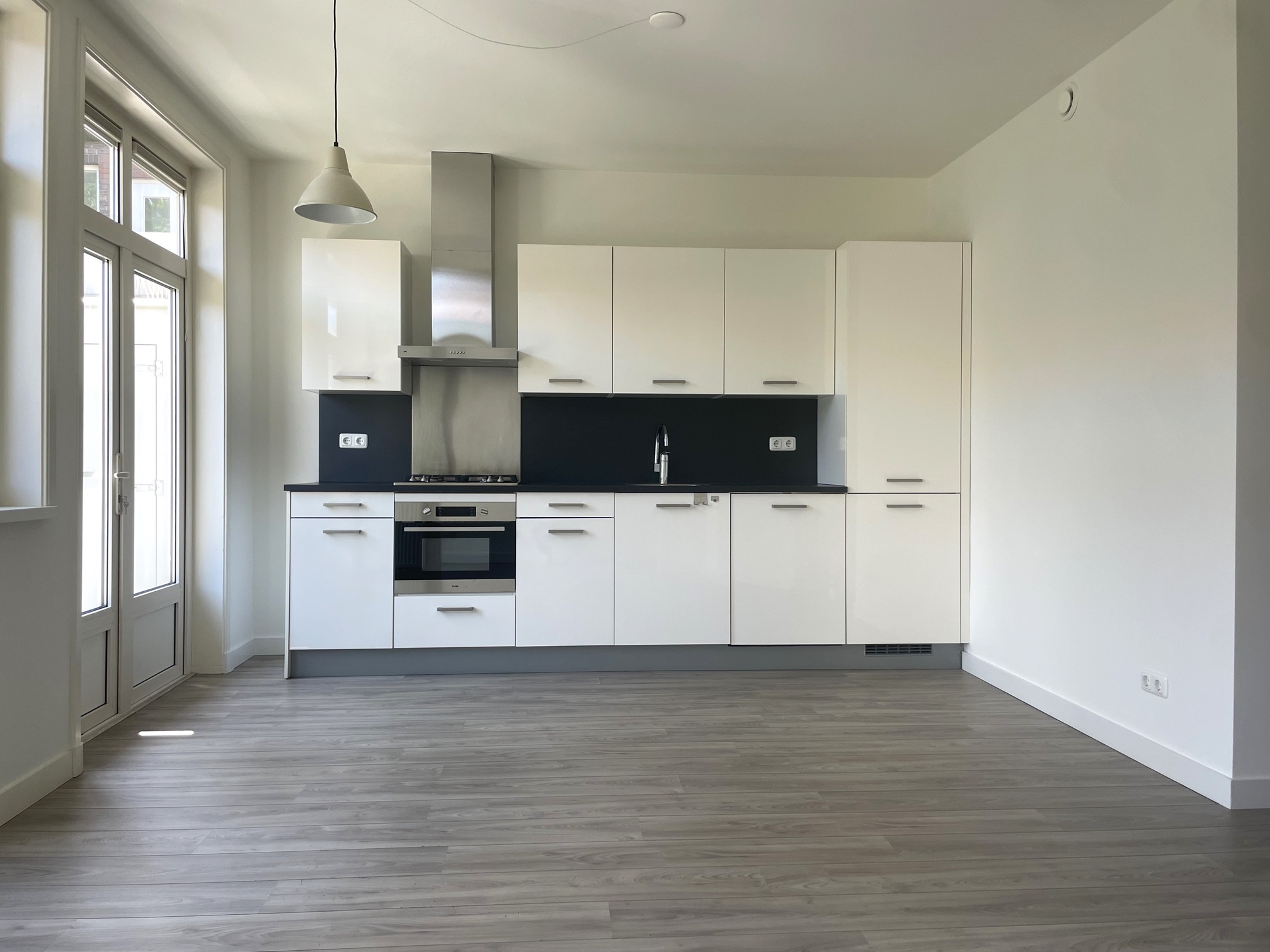 Woning aan de Joos de Moorstraat te Amsterdam