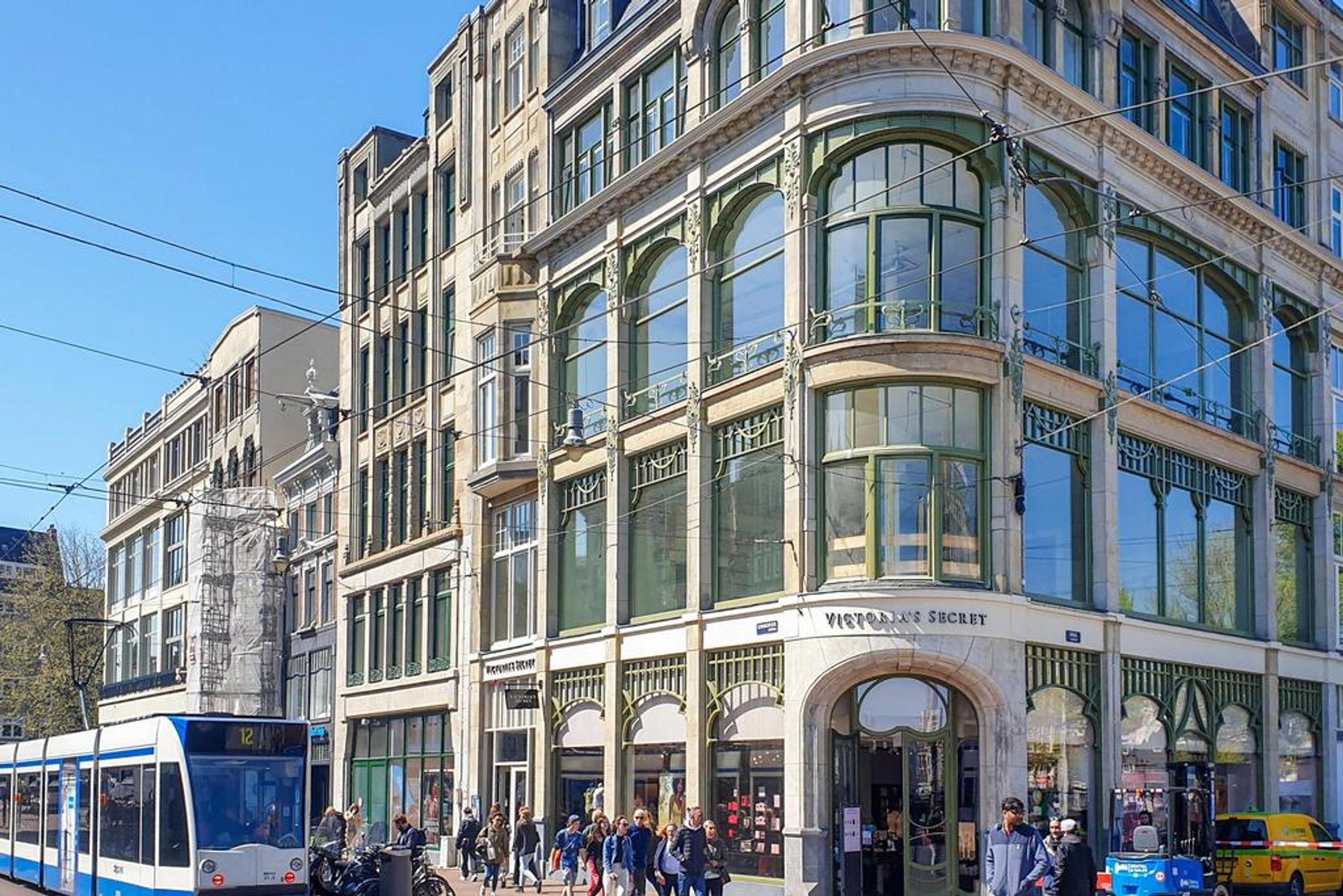 Woning aan de Koningsplein te Amsterdam