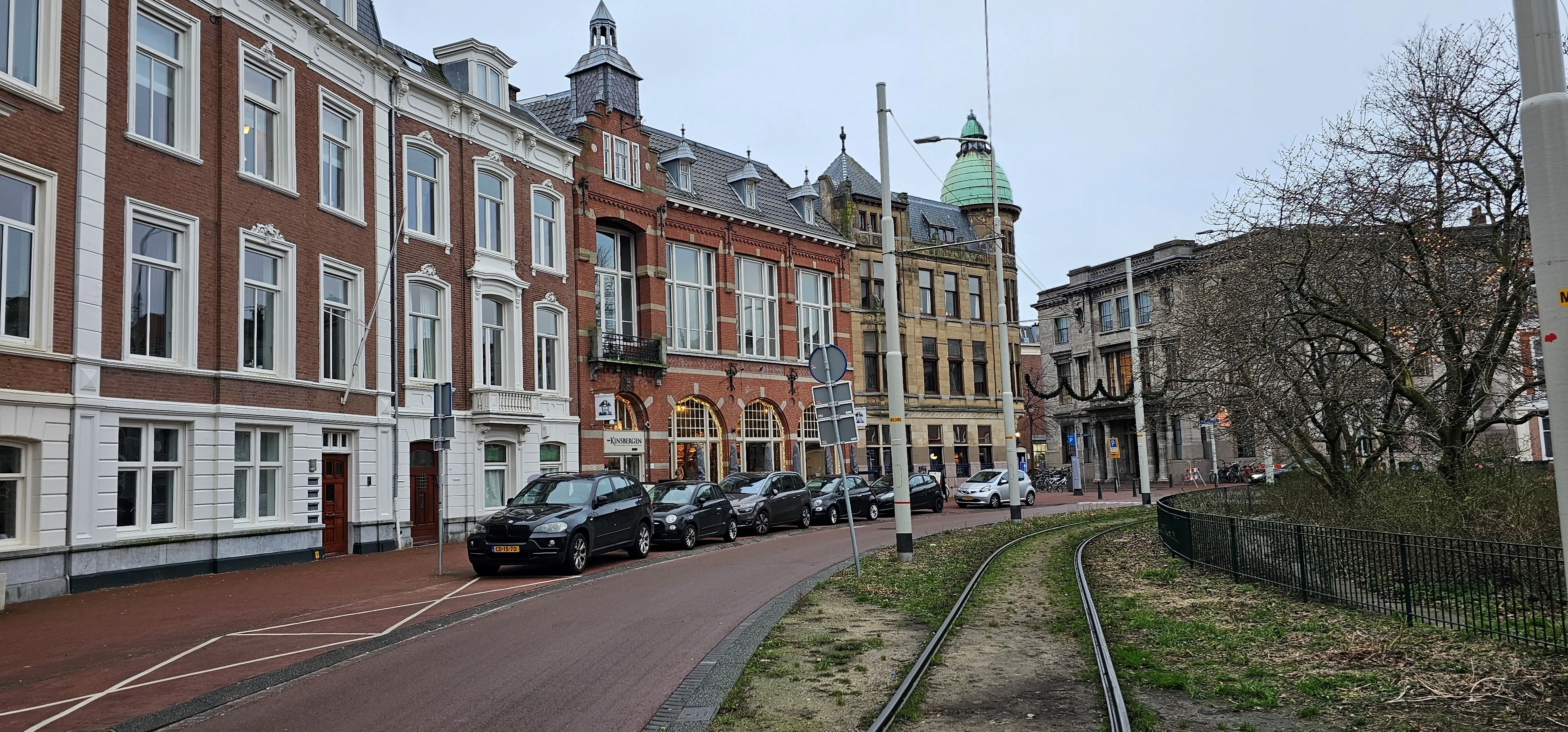 Woning aan de Van Kinsbergenstraat te Den Haag