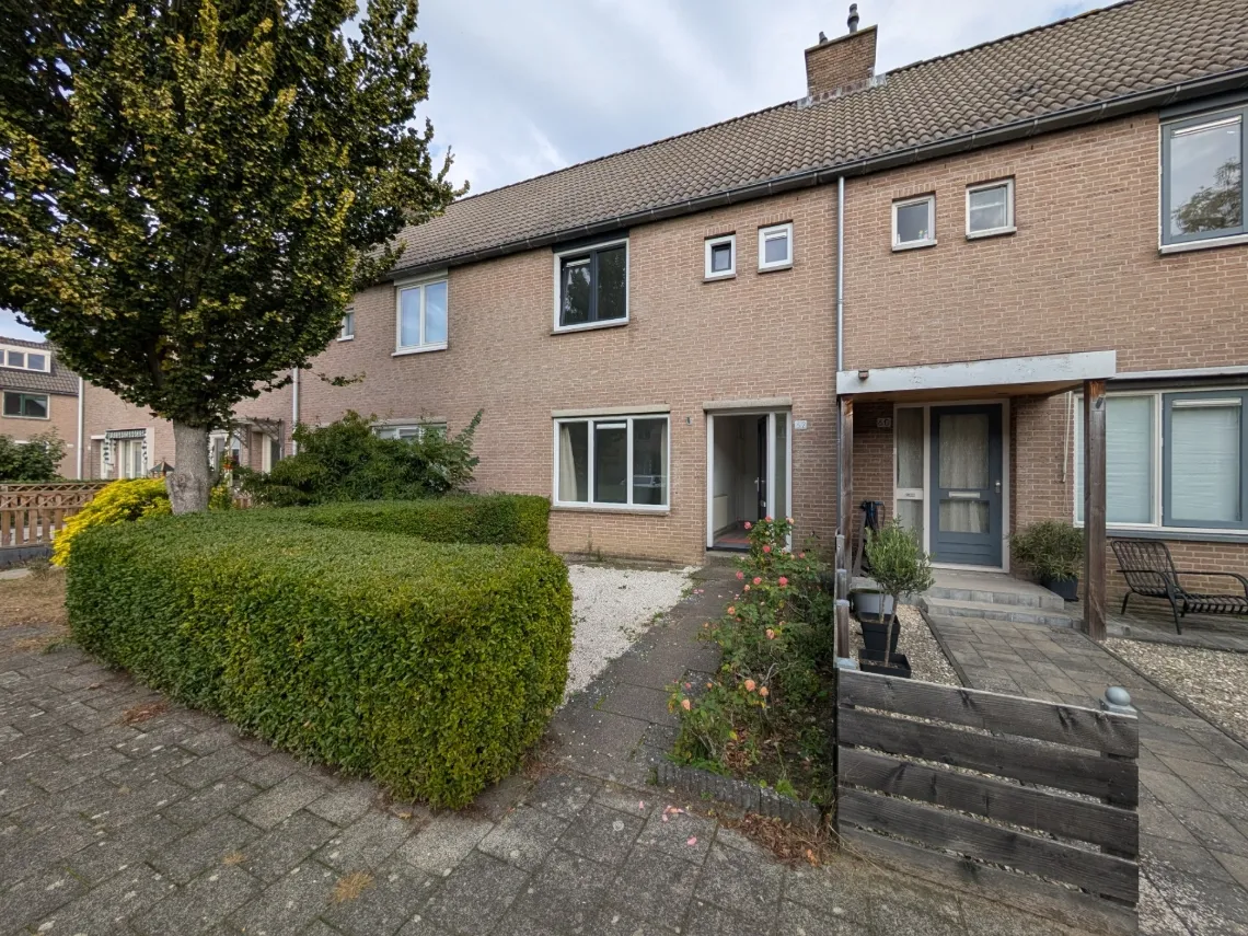 Woning aan de Eierlanden te Huizen